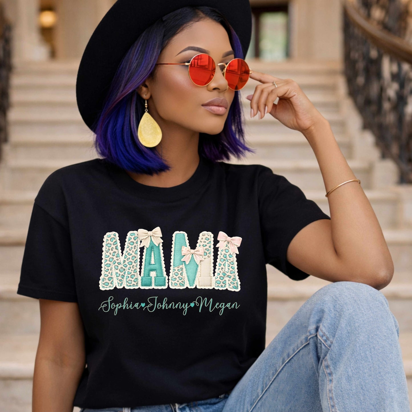 Personalized Mama T-Shirt | Mother's Day Gift Idea